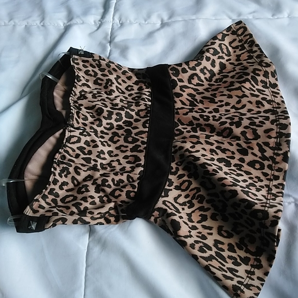 Corset Top - Picture 3 of 4